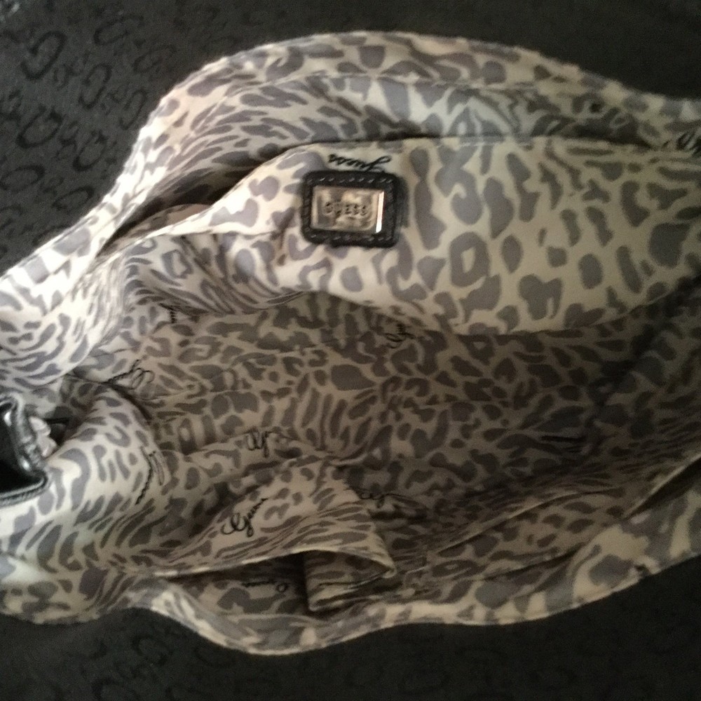 Guess handbag - Picture 5 of 5